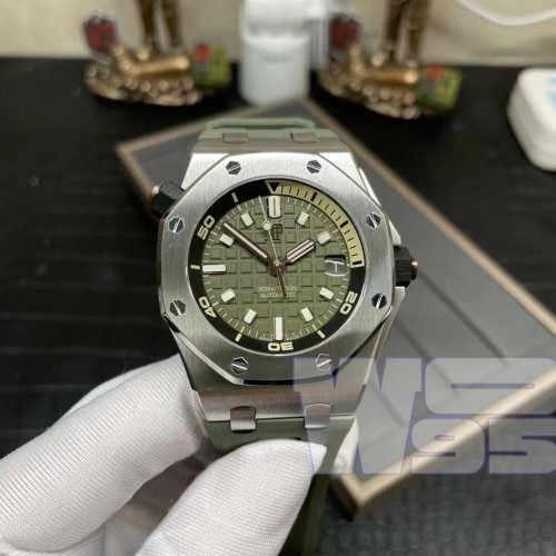 Часы Audemars Piguet Royal Oak Offshore Diver 15720ST.OO.A052CA.01